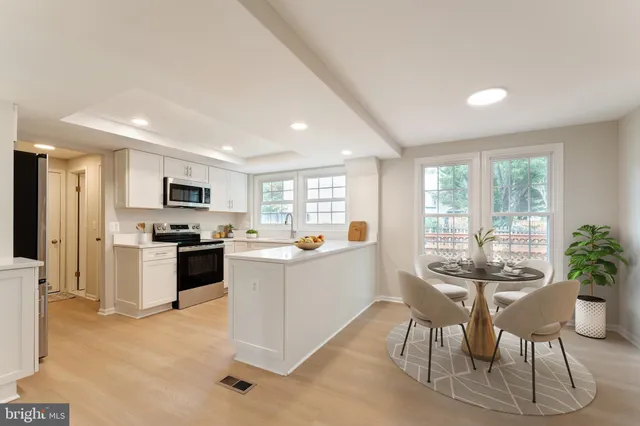 $889,900 | 1330 Rock Chapel Road, Herndon, VA 20170