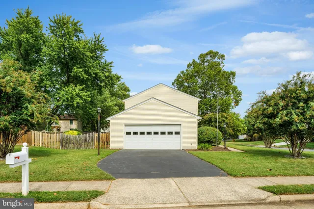 a sign that is on the side of a road