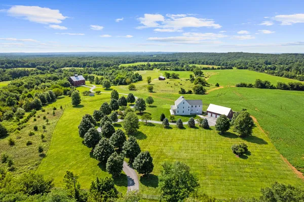 $6,975,000 | 21100 West Offutt Road, Poolesville, MD 20837