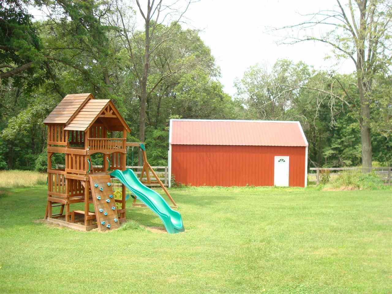 3910 East Boltinghouse Road Bloomington, IN 47408 - Photo 24 of 28 Gallery Image 24