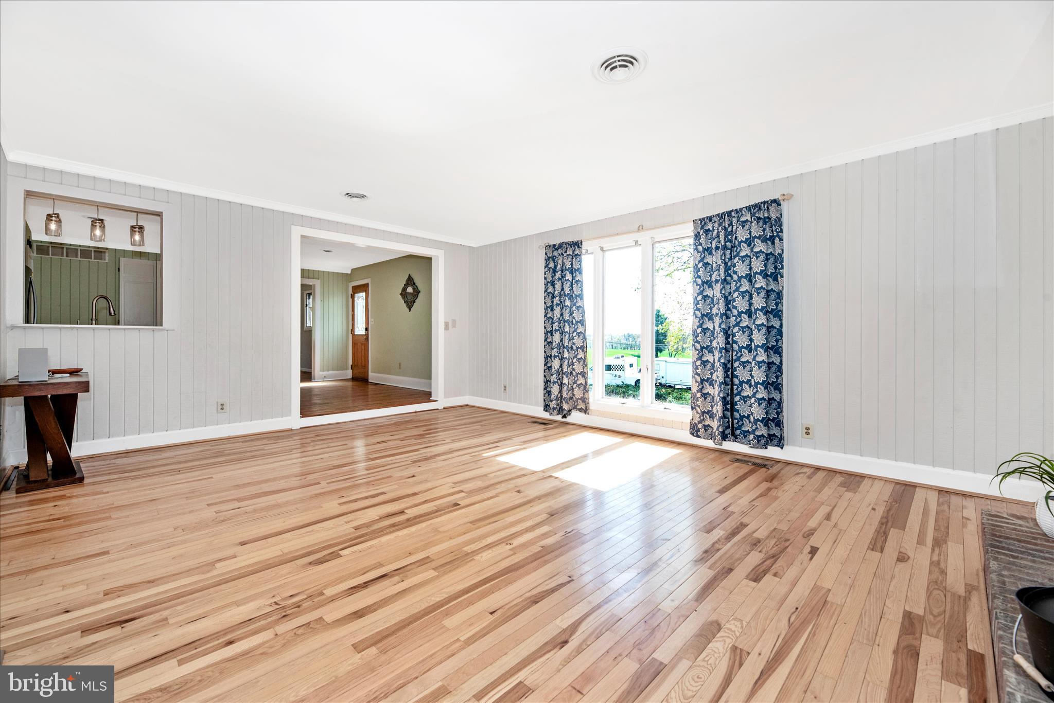 1403 Streaker Road Sykesville, MD 21784 - Photo 27 of 57 Family Room