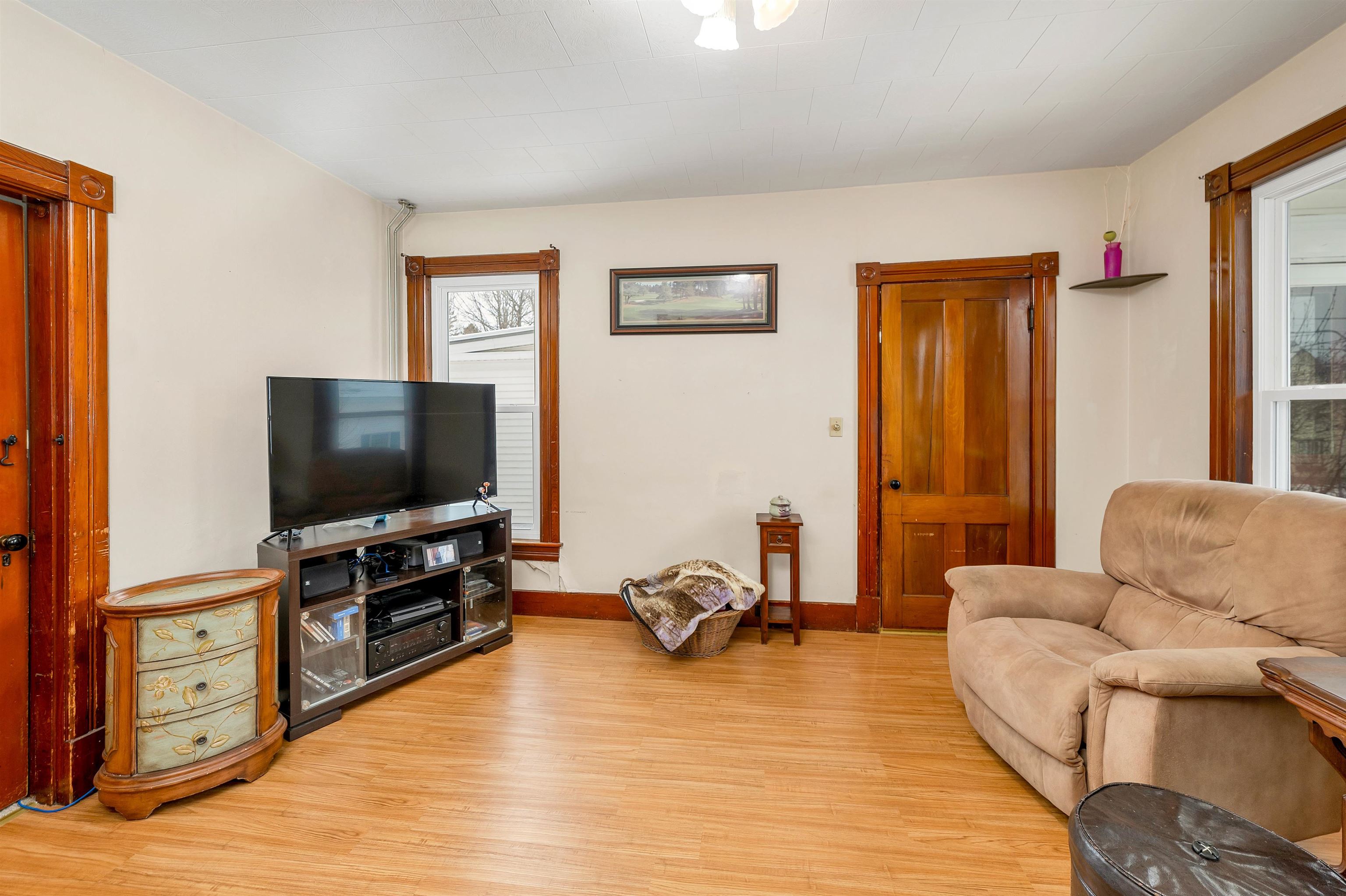 405 Elm Street Laconia, NH 03246 - Photo 23 of 54