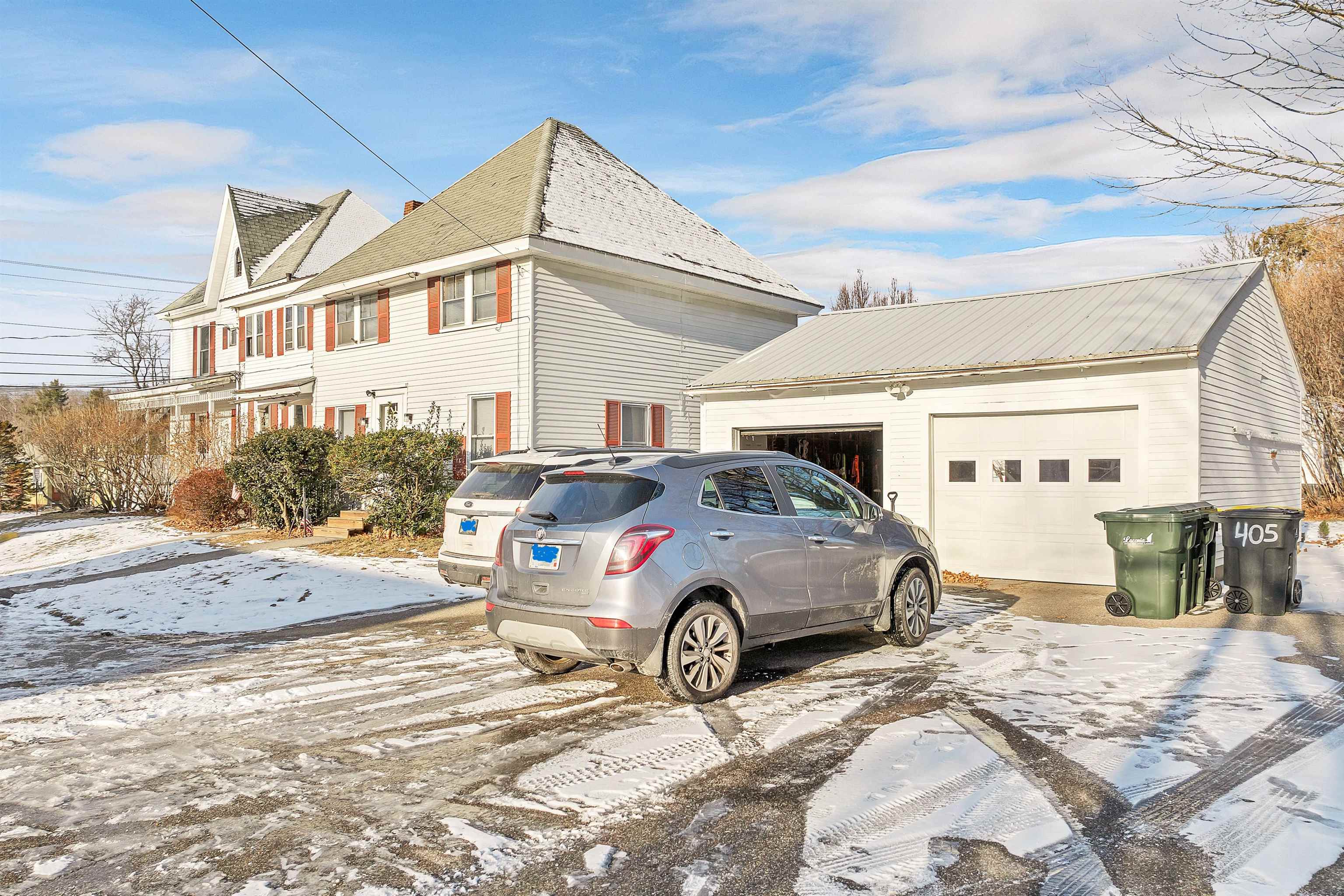 405 Elm Street Laconia, NH 03246 - Photo 4 of 54