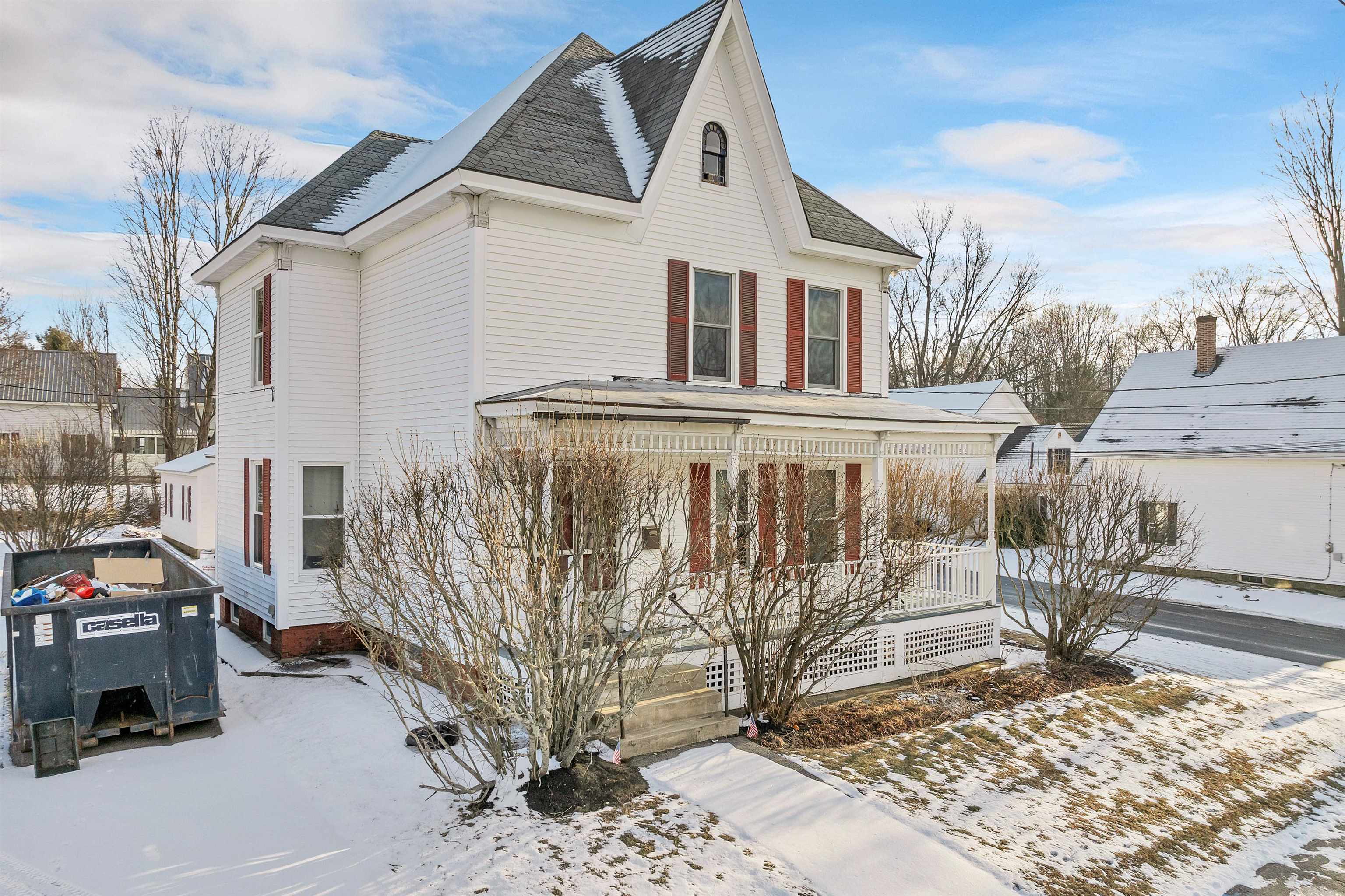 405 Elm Street Laconia, NH 03246 - Photo 5 of 54