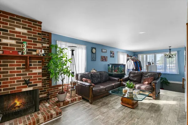 $209,000 | 300 North Lincoln Street, Thomasboro, IL 61878
