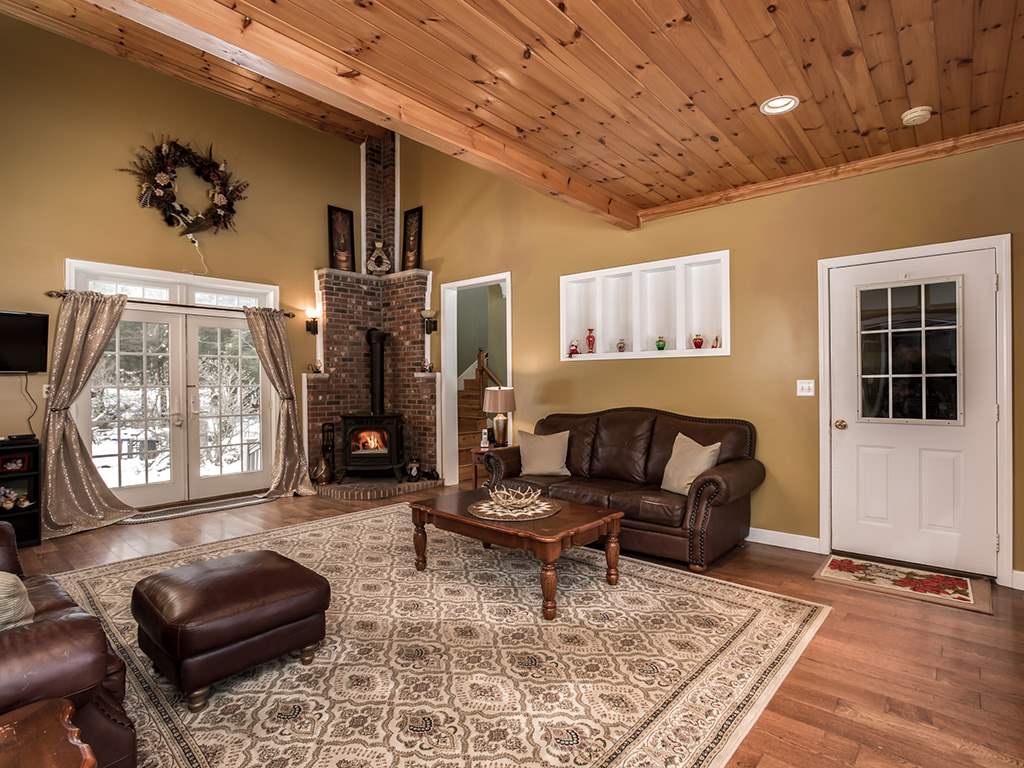 936 Turnpike Road New Ipswich, NH 03071 - Photo 5 of 39