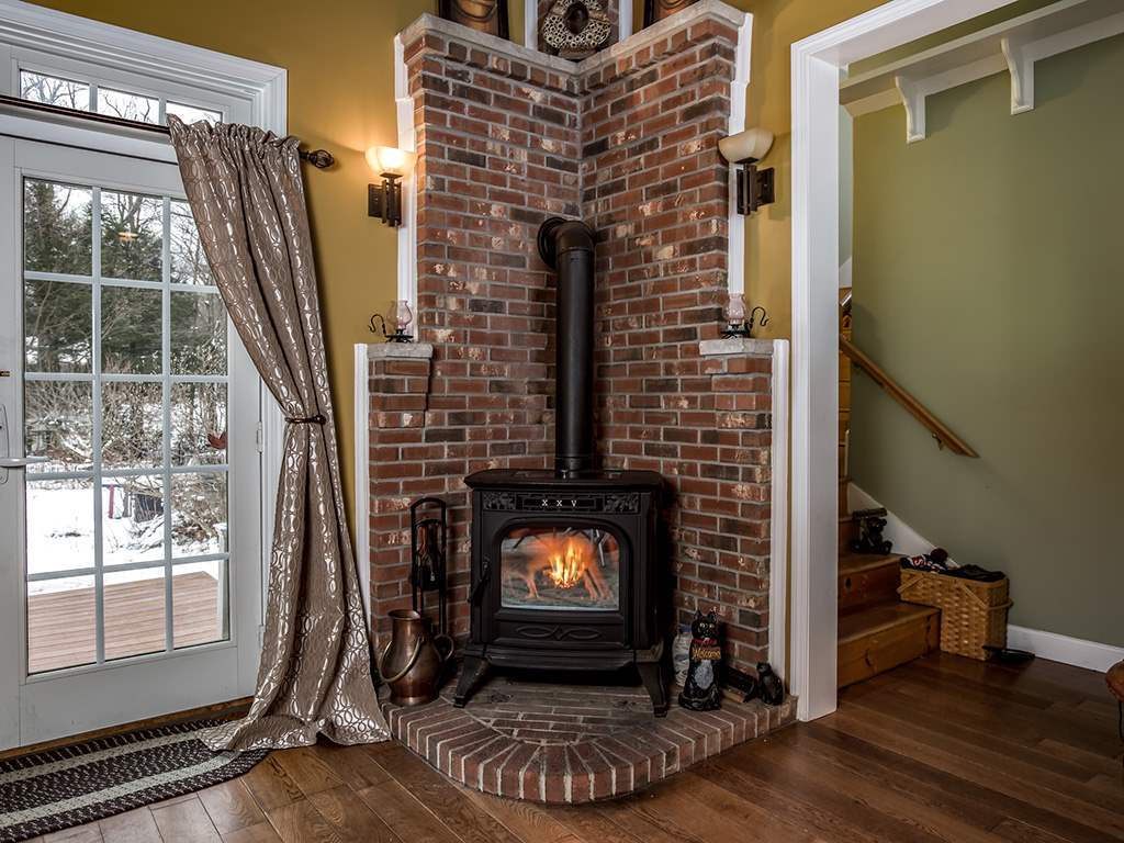 936 Turnpike Road New Ipswich, NH 03071 - Photo 6 of 39