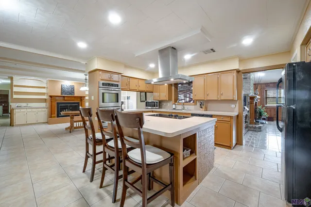 $389,900 | 209 Country Estates Drive, Houma, LA 70364