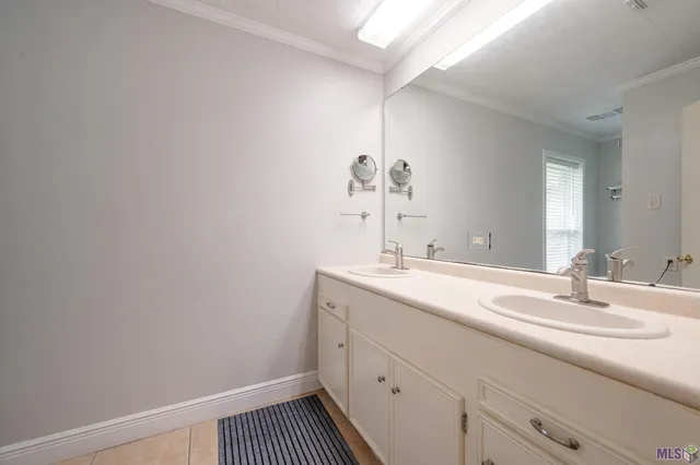 $389,900 | 209 Country Estates Drive, Houma, LA 70364