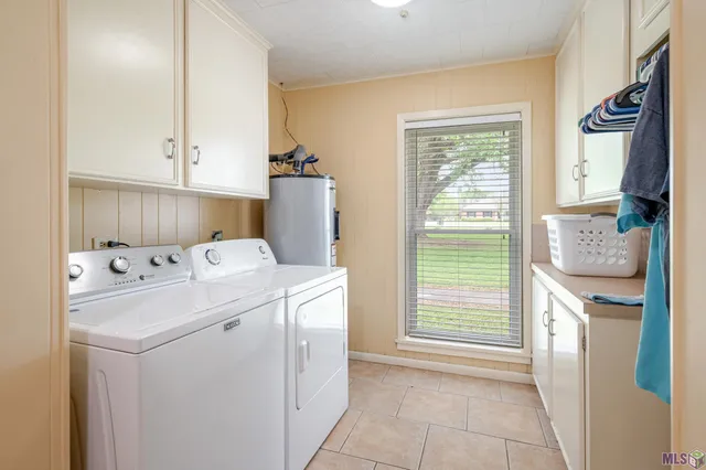 $389,900 | 209 Country Estates Drive, Houma, LA 70364