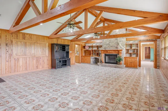 $389,900 | 209 Country Estates Drive, Houma, LA 70364