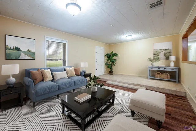 $389,900 | 209 Country Estates Drive, Houma, LA 70364