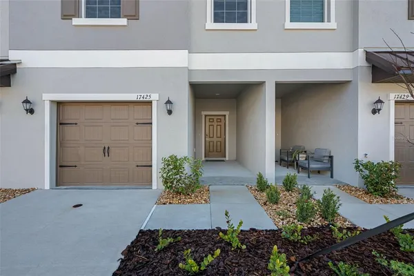 $2,000 | 17425 Nectar Flume Drive, Land O Lakes, FL 34638