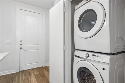 $2,550 | 1900 Barton Springs Road, Unit 4041, Austin, TX 78704