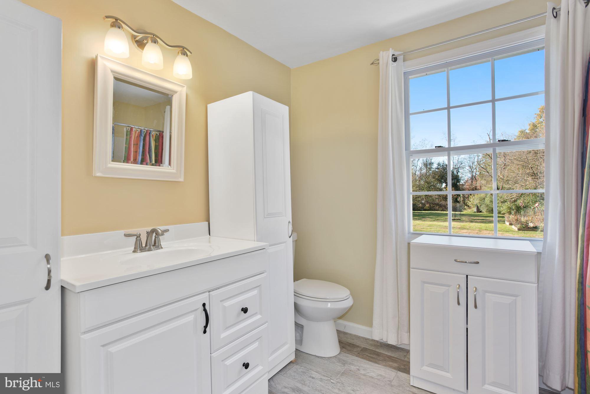 2950 Atoka Road Marshall, VA 20115 - Photo 19 of 29 Bathroom