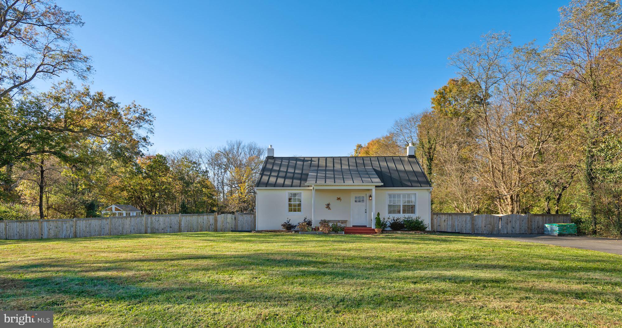 2950 Atoka Road Marshall, VA 20115 - Photo 3 of 29 Front view