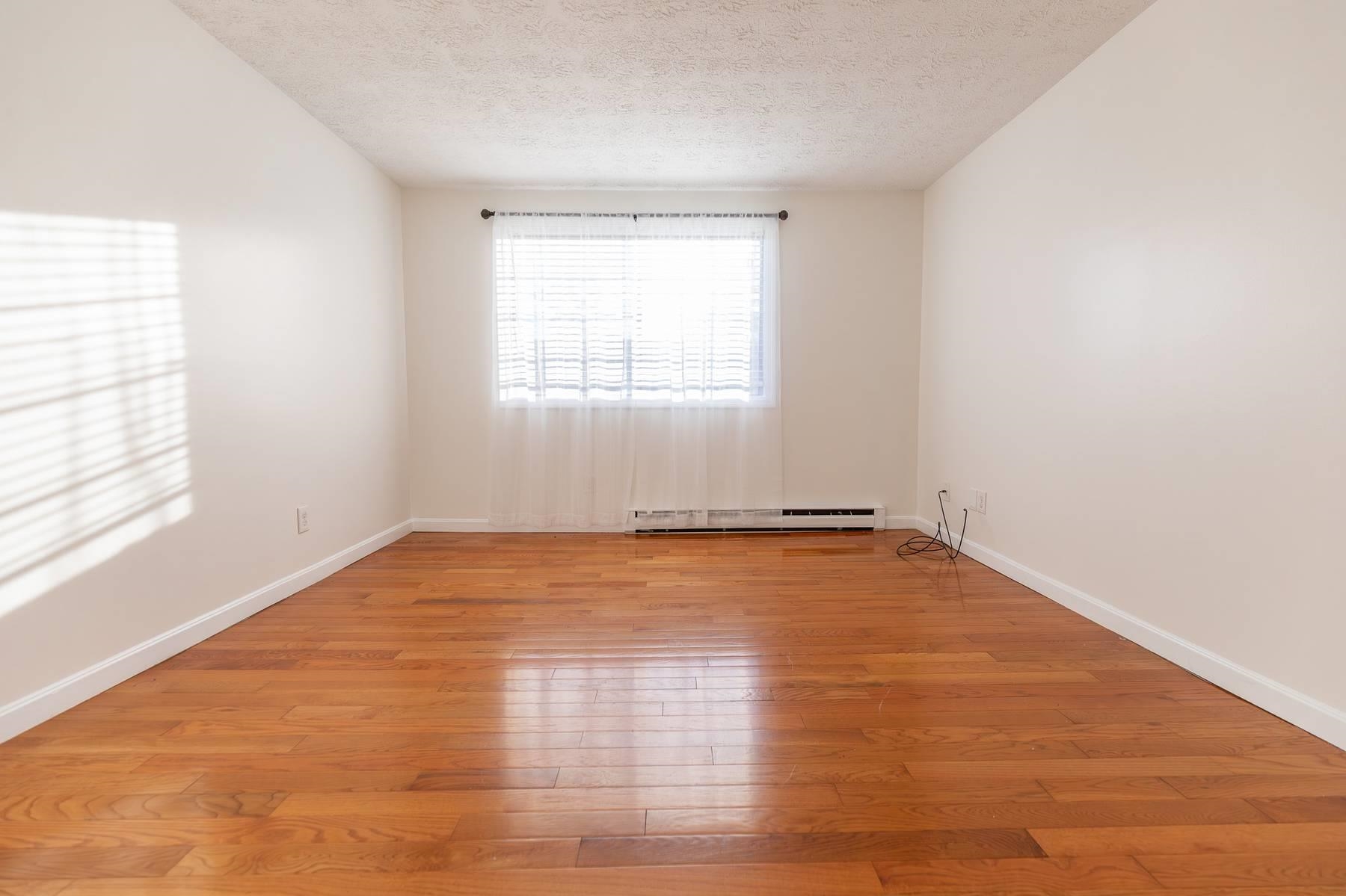 39 Old Hackett Hill Road, Unit 3F Manchester, NH 03102 - Photo 14 of 22