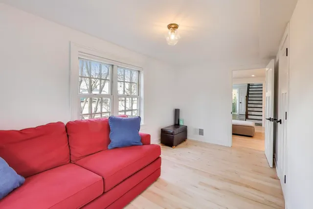 $675,000 | 407 La Fox River Drive, Algonquin, IL 60102