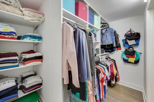 $675,000 | 407 La Fox River Drive, Algonquin, IL 60102