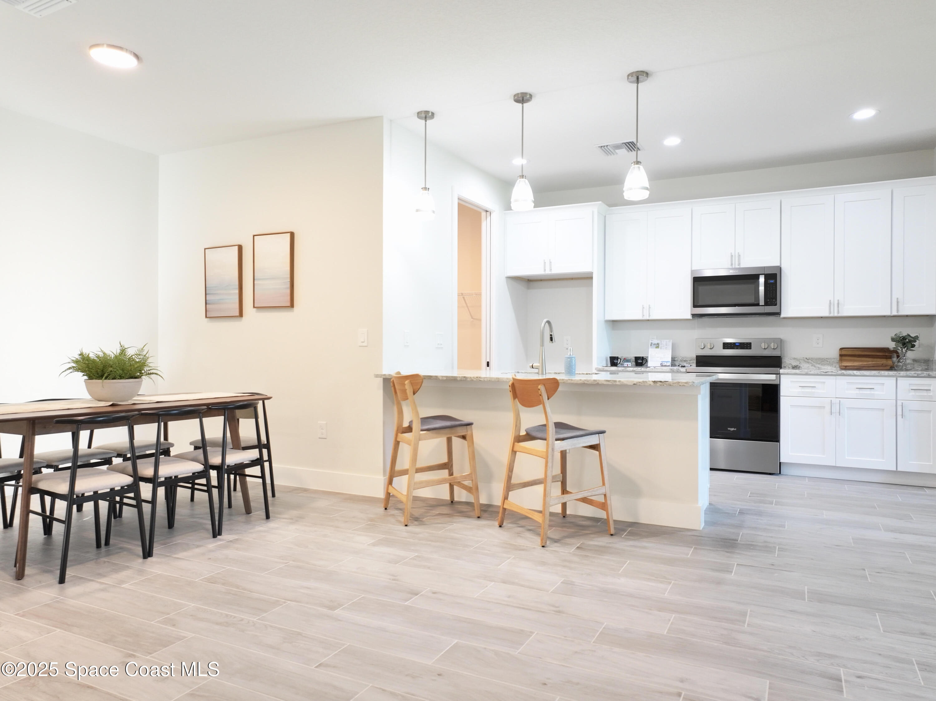 268 Barbarossa Road Northwest Palm Bay, FL 32907 - Photo 9 of 26 s kitchen