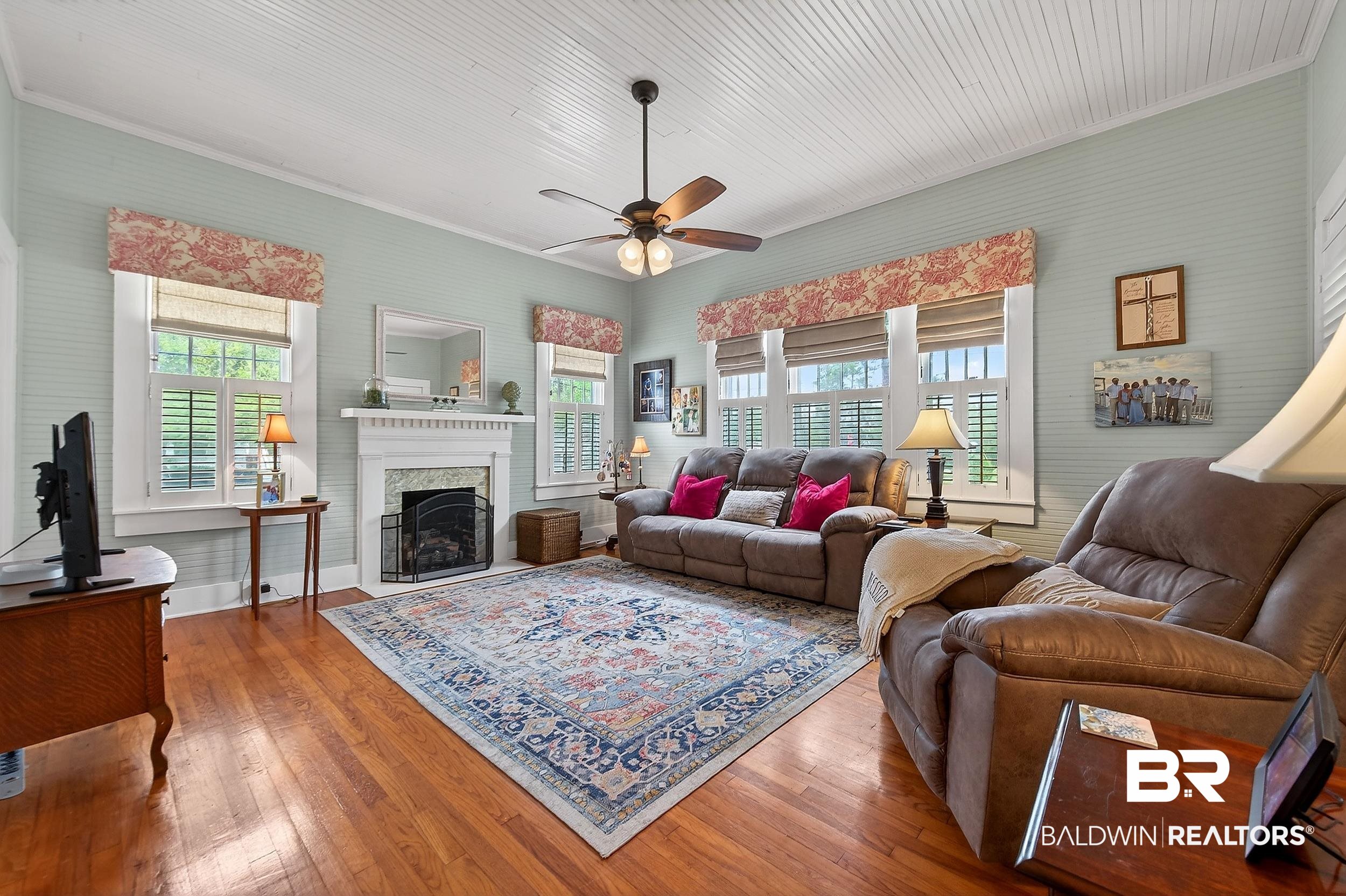 79 Mims Street Monroeville, AL 36460 - Photo 6 of 27 Living Room