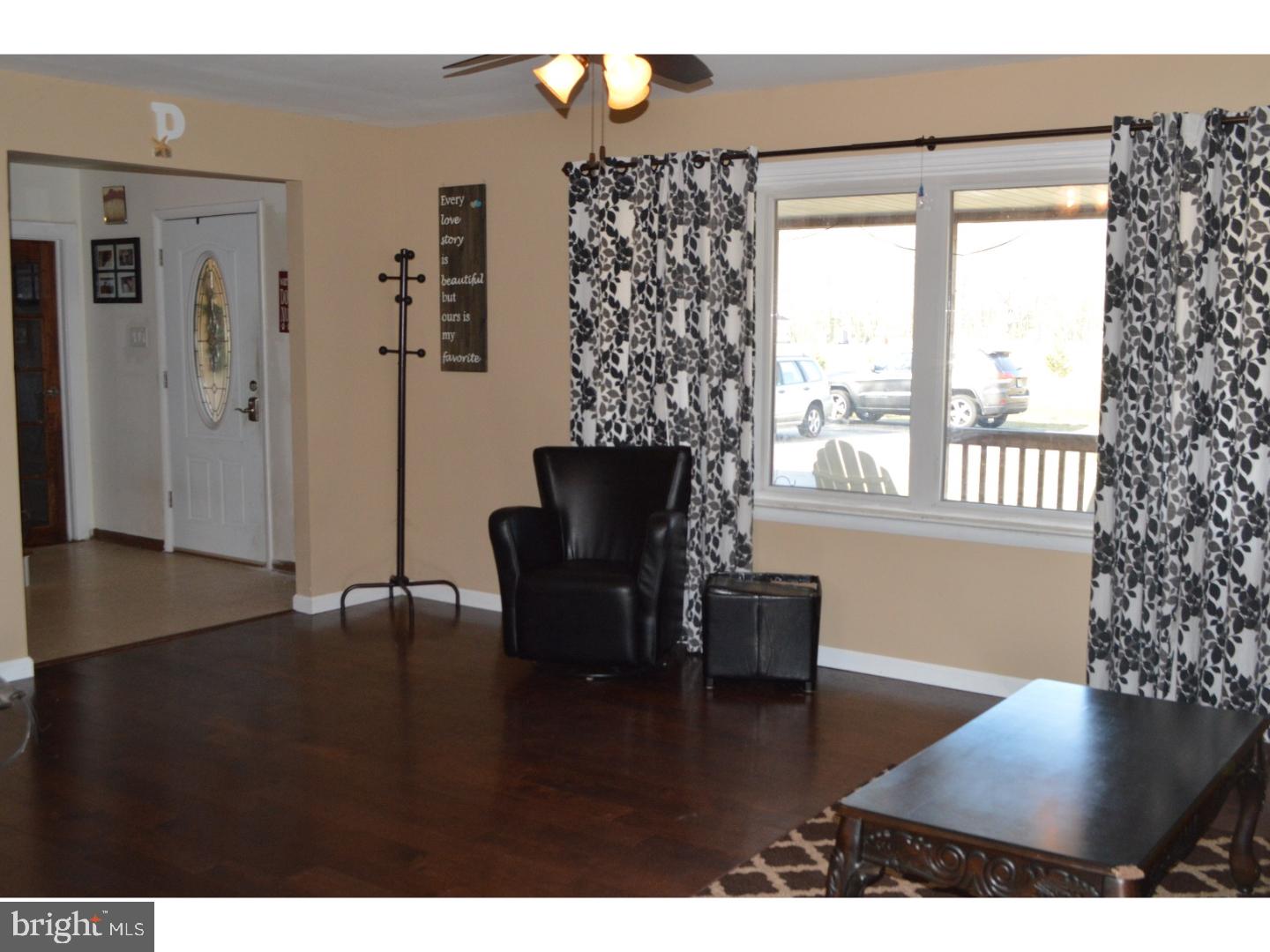 35 Three Bridge Road Monroeville, NJ 08343 - Photo 4 of 21