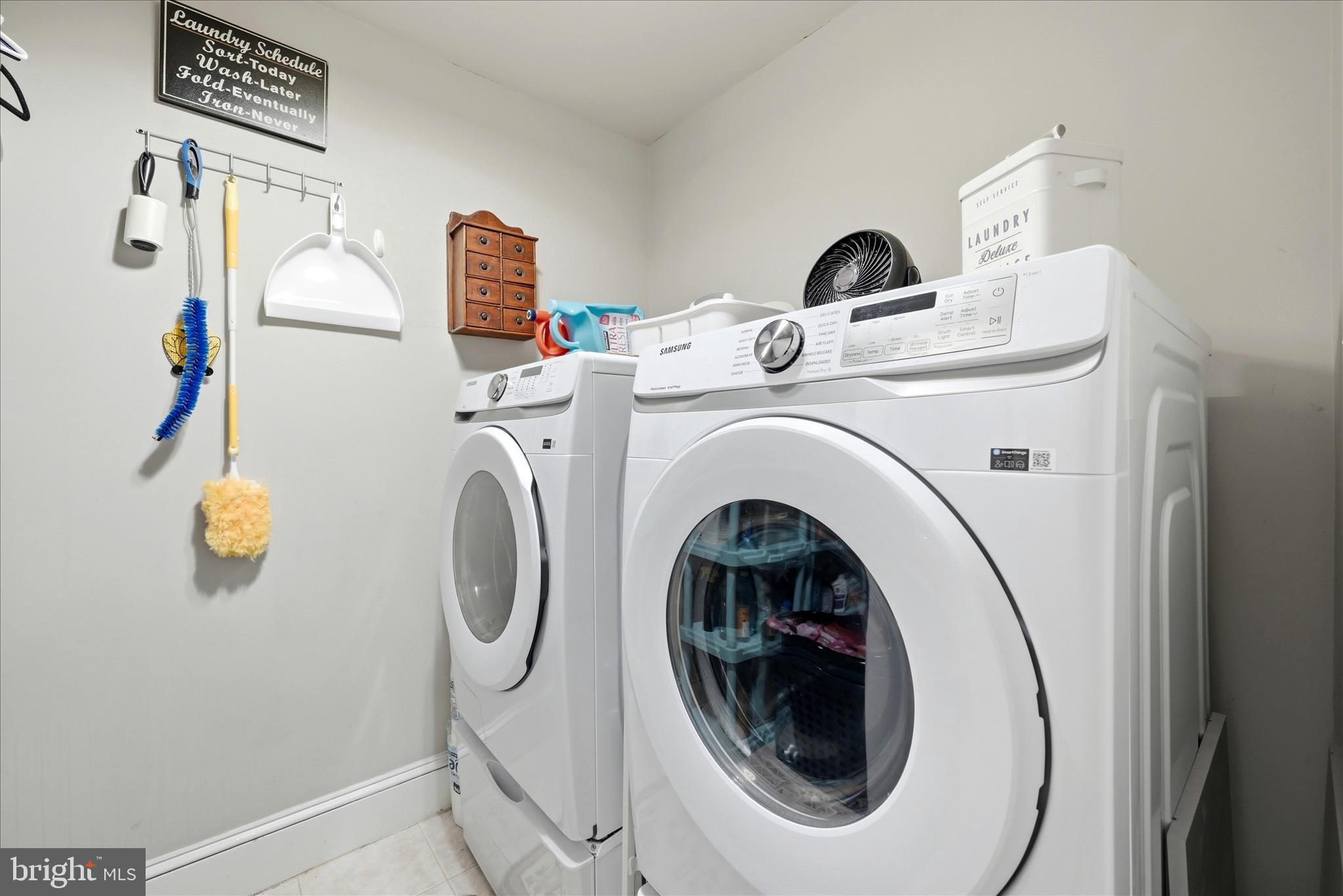 520 Clagett Street Southwest Leesburg, VA 20175 - Photo 56 of 94 Laundry Area
