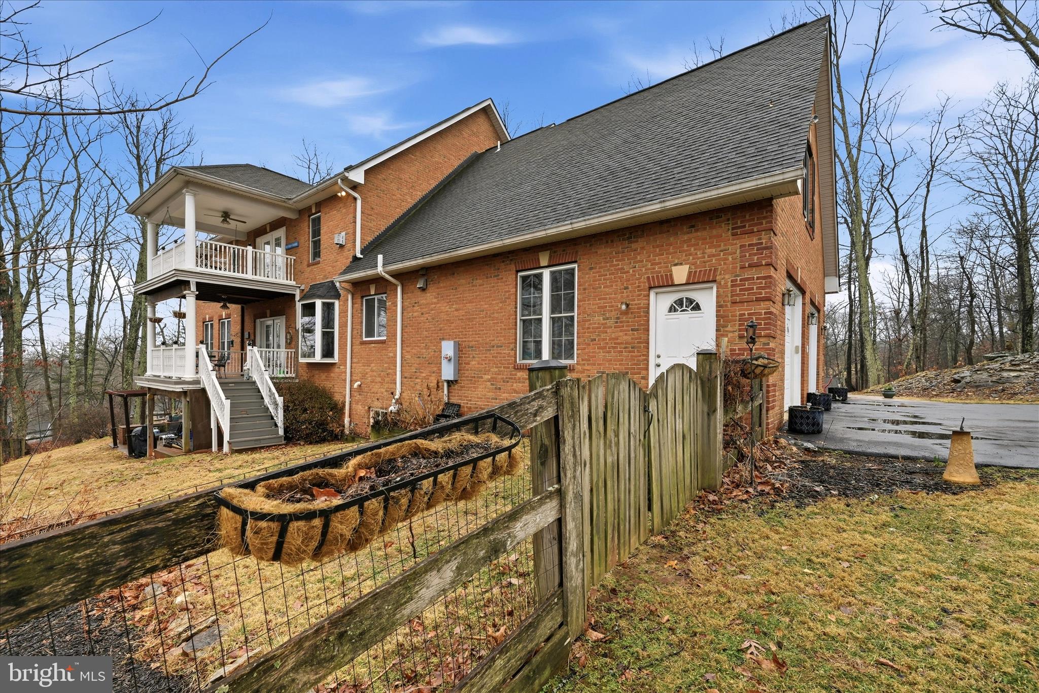 520 Clagett Street Southwest Leesburg, VA 20175 - Photo 74 of 94 Back Exterior