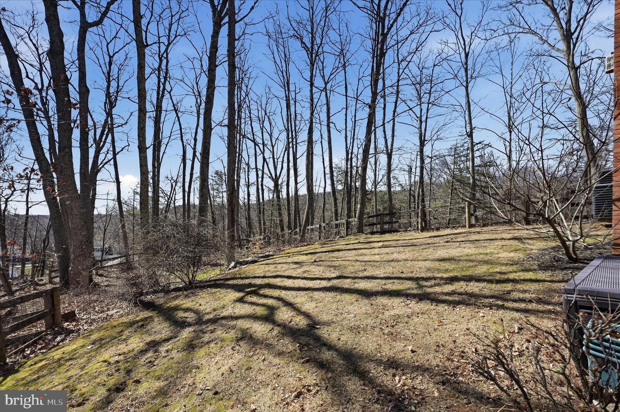 520 Clagett Street Southwest Leesburg, VA 20175 - Photo 82 of 94 Backyard