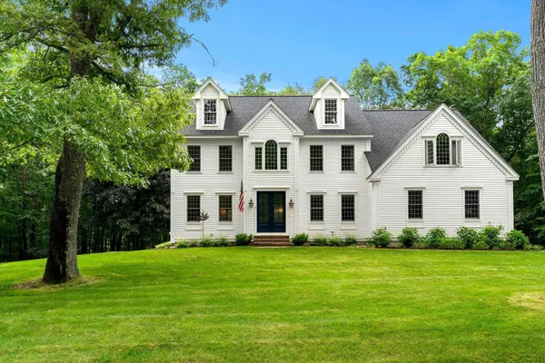 $1,499,000 | 8 Eagle Court, Greenland, NH 03840