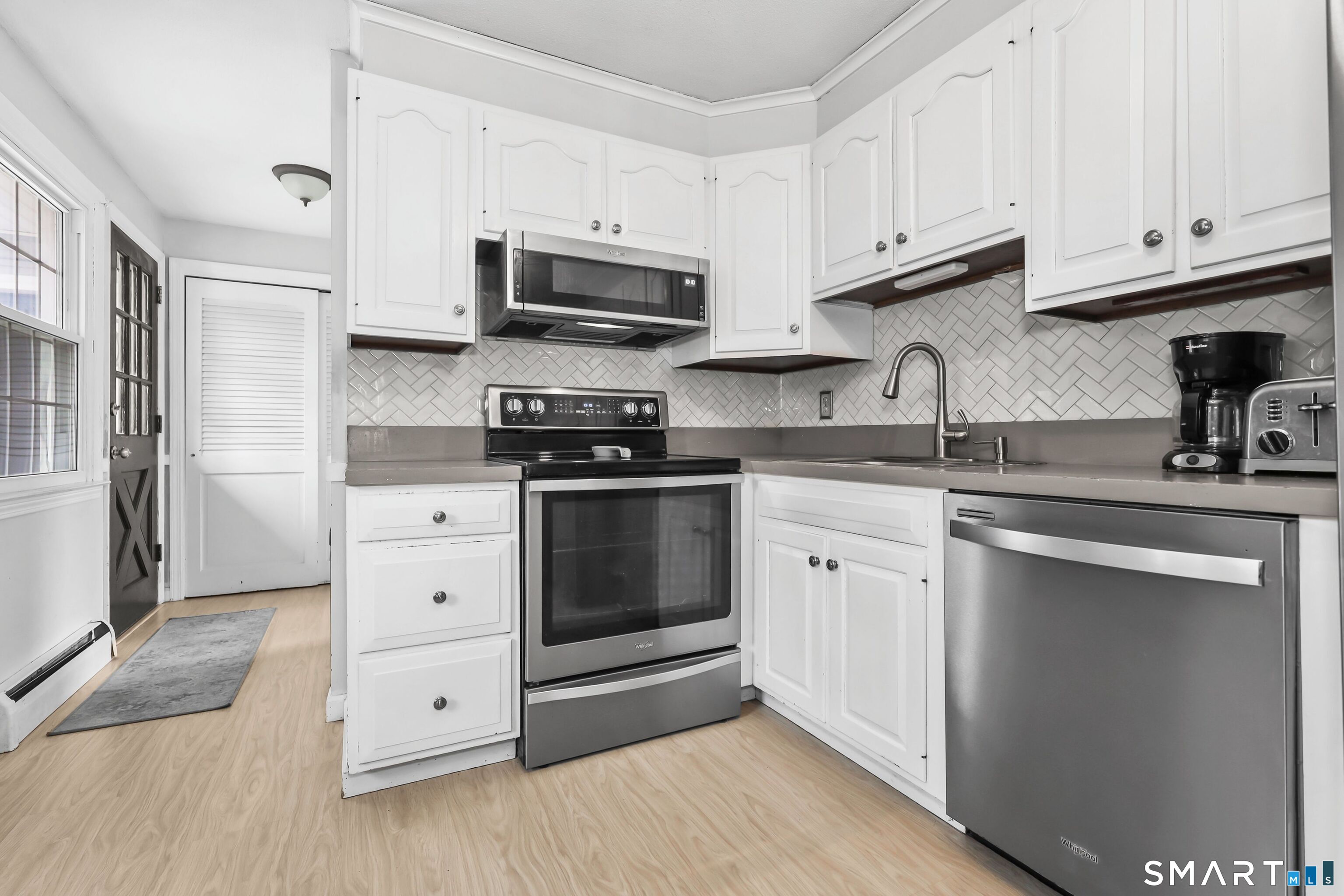47 Finch Road Wolcott, CT 06716 - Photo 12 of 39