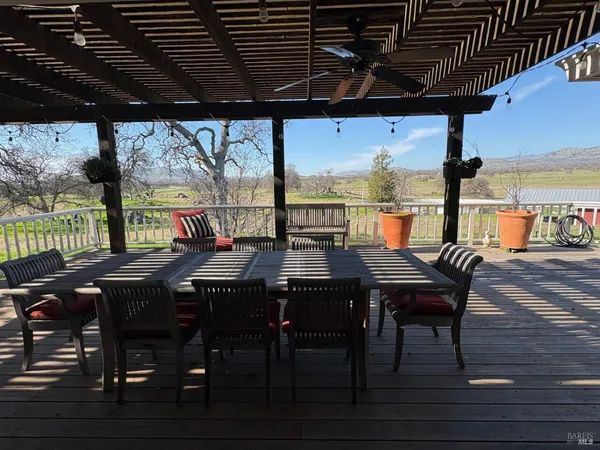 $1,200,000 | 2617 South Old Highway Road, Catheys Valley, CA 95306