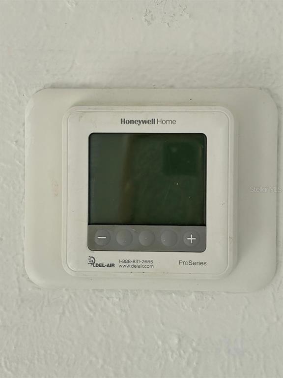 4031 Henley Road, Unit 1706 Orlando, FL 32839 - Photo 10 of 41 a close view of fireplace