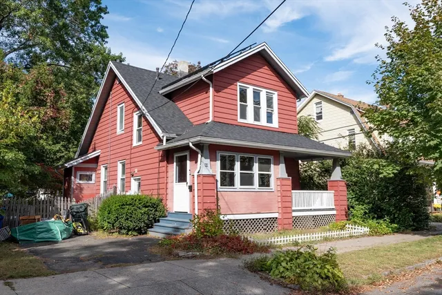 $267,750 | 60 Blake Street, Springfield, MA 01108