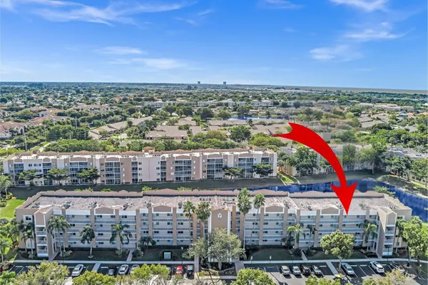 $159,900 | 9560 Weldon Circle, Unit J413, Tamarac, FL 33321