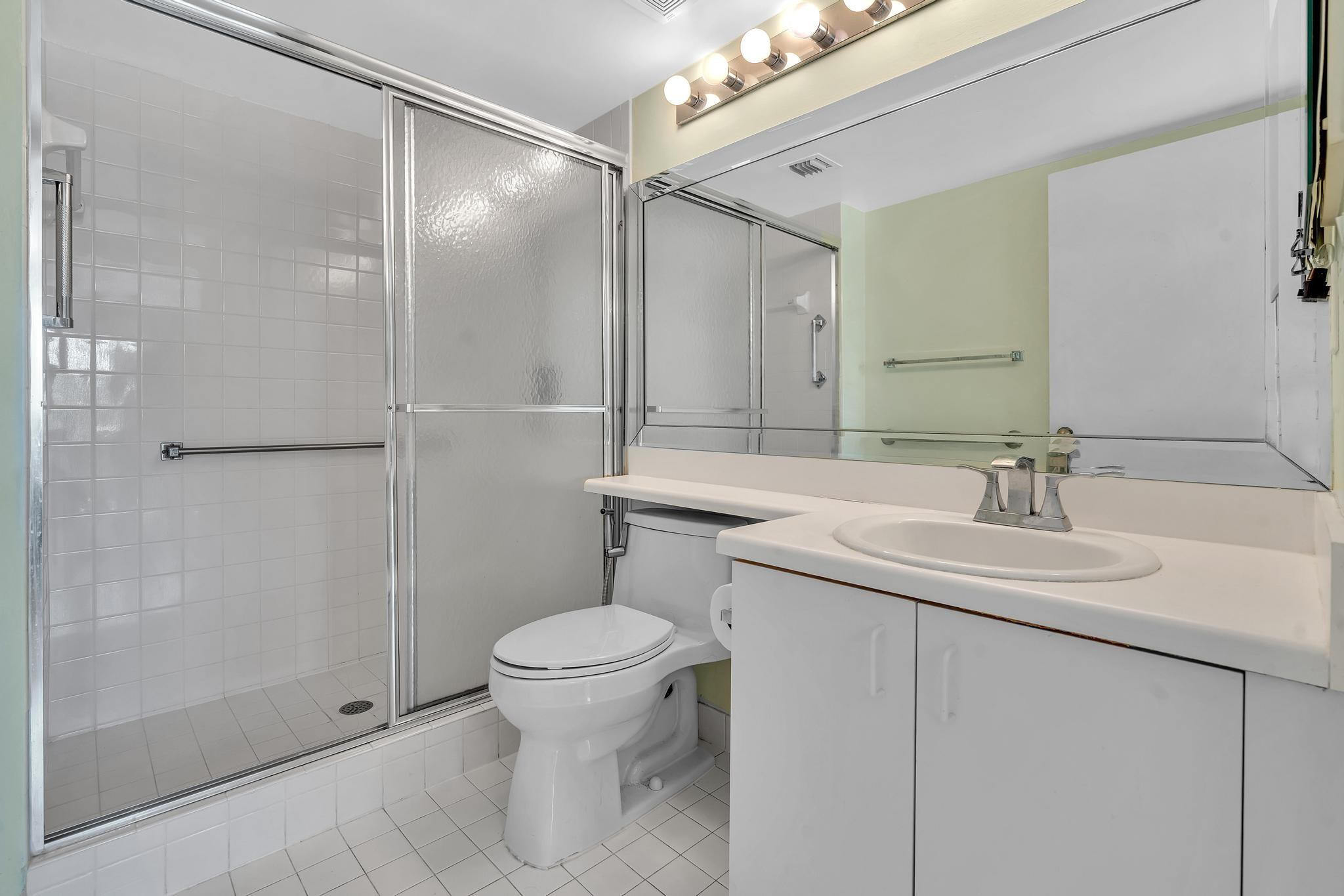 9560 Weldon Circle, Unit J413 Tamarac, FL 33321 - Photo 23 of 72 Photo 24