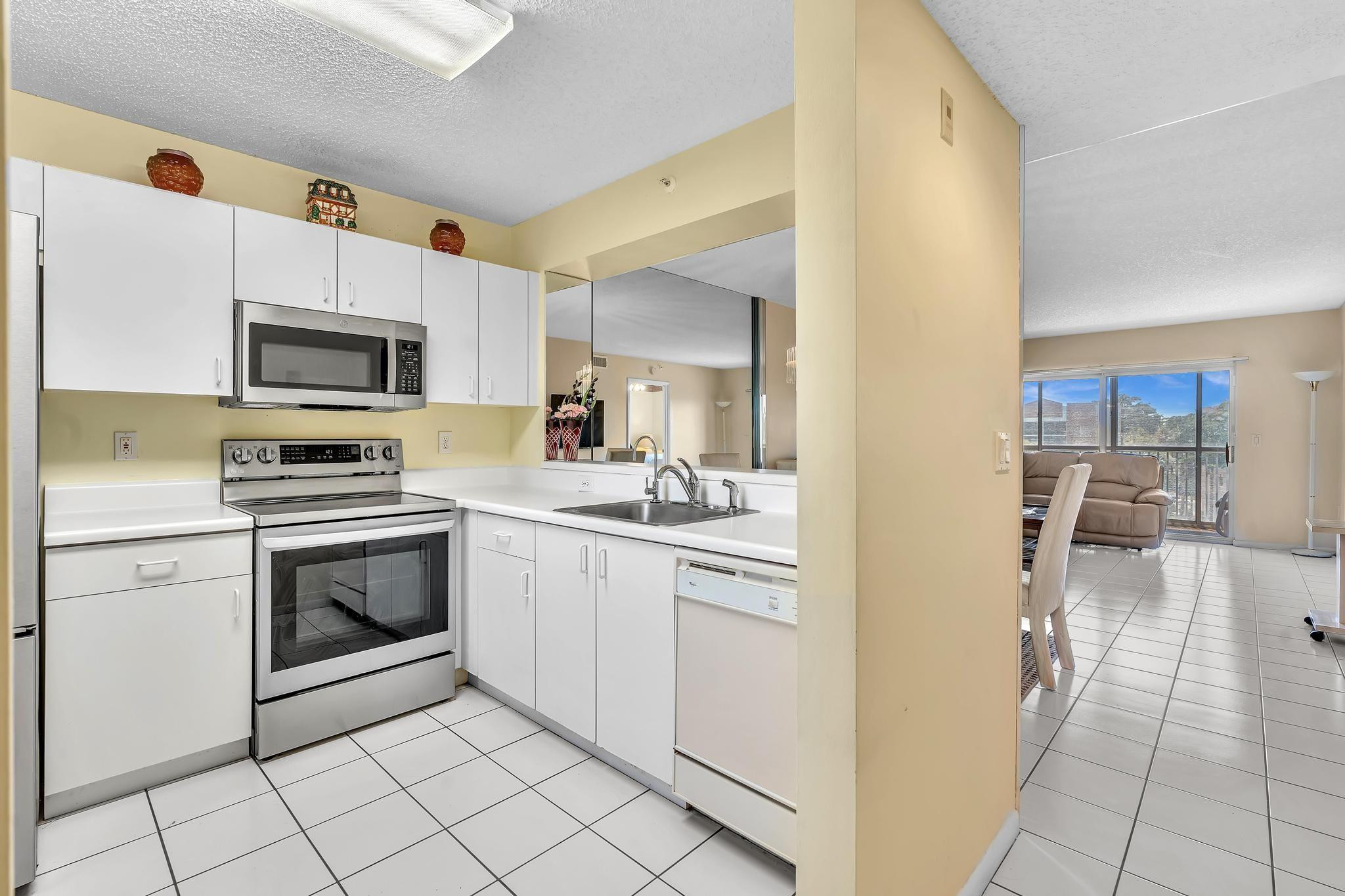 9560 Weldon Circle, Unit J413 Tamarac, FL 33321 - Photo 3 of 72 Photo 3
