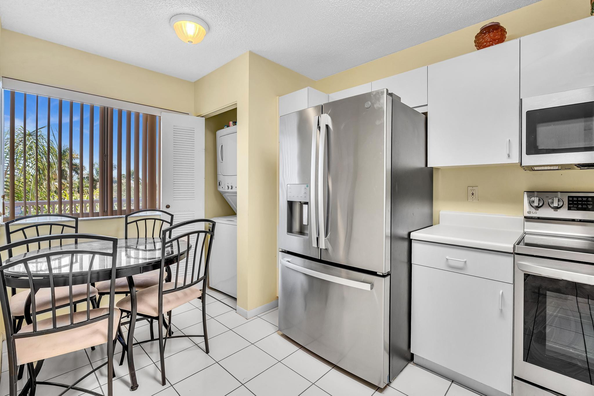 9560 Weldon Circle, Unit J413 Tamarac, FL 33321 - Photo 7 of 72 Photo 7
