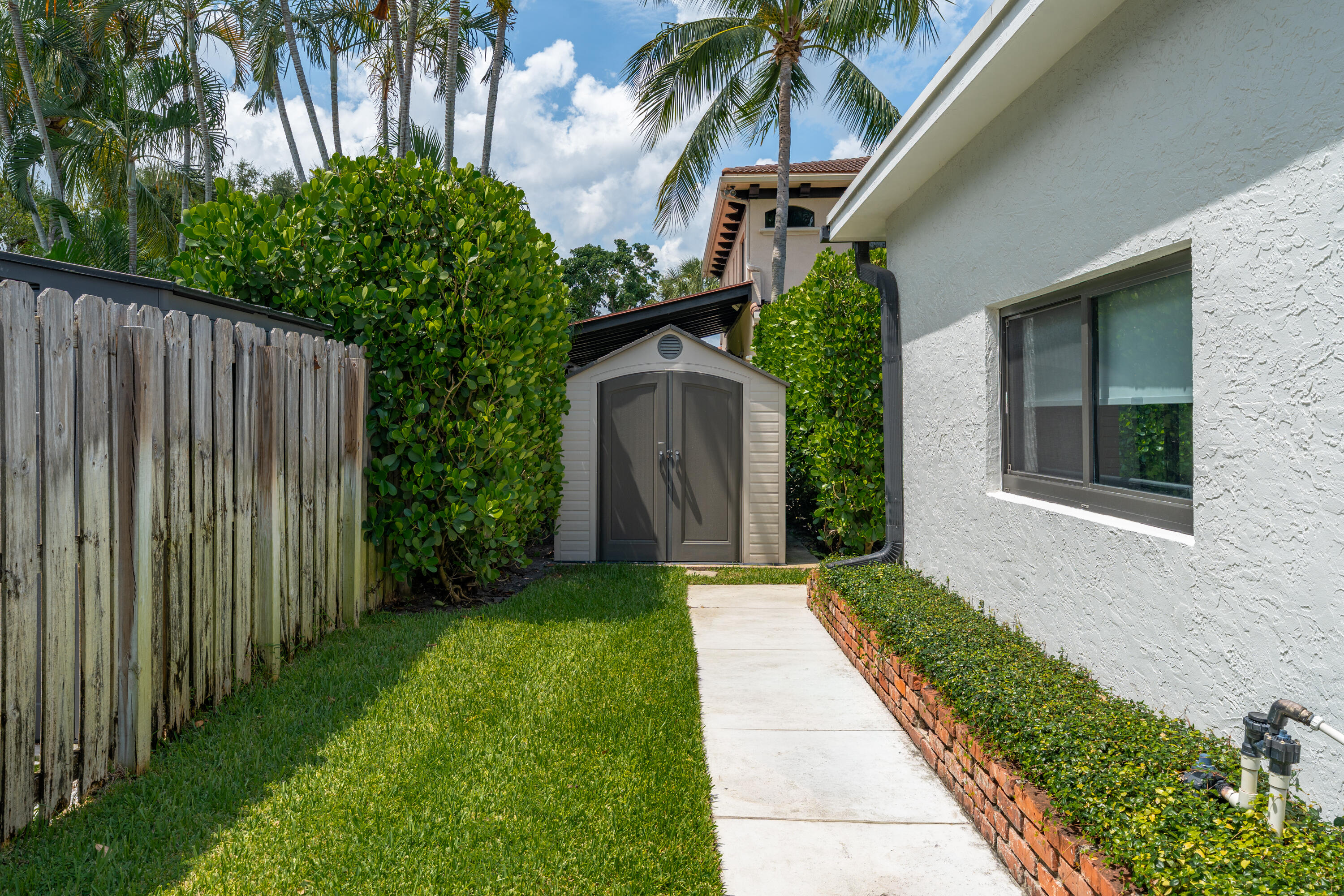 739 Northwest 6th Street Boca Raton, FL 33486 - Photo 9 of 40 Shed