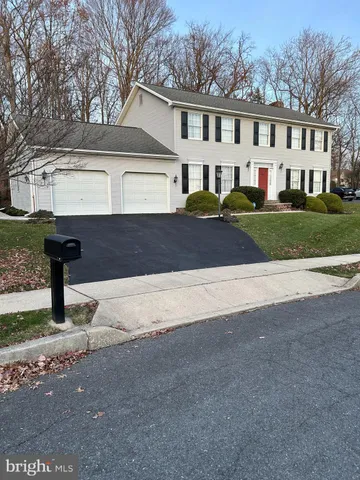 $499,900 | 2430 East Bayberry Drive, Harrisburg, PA 17112