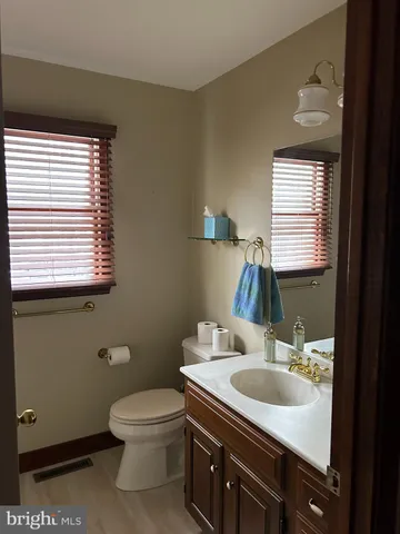 $499,900 | 2430 East Bayberry Drive, Harrisburg, PA 17112