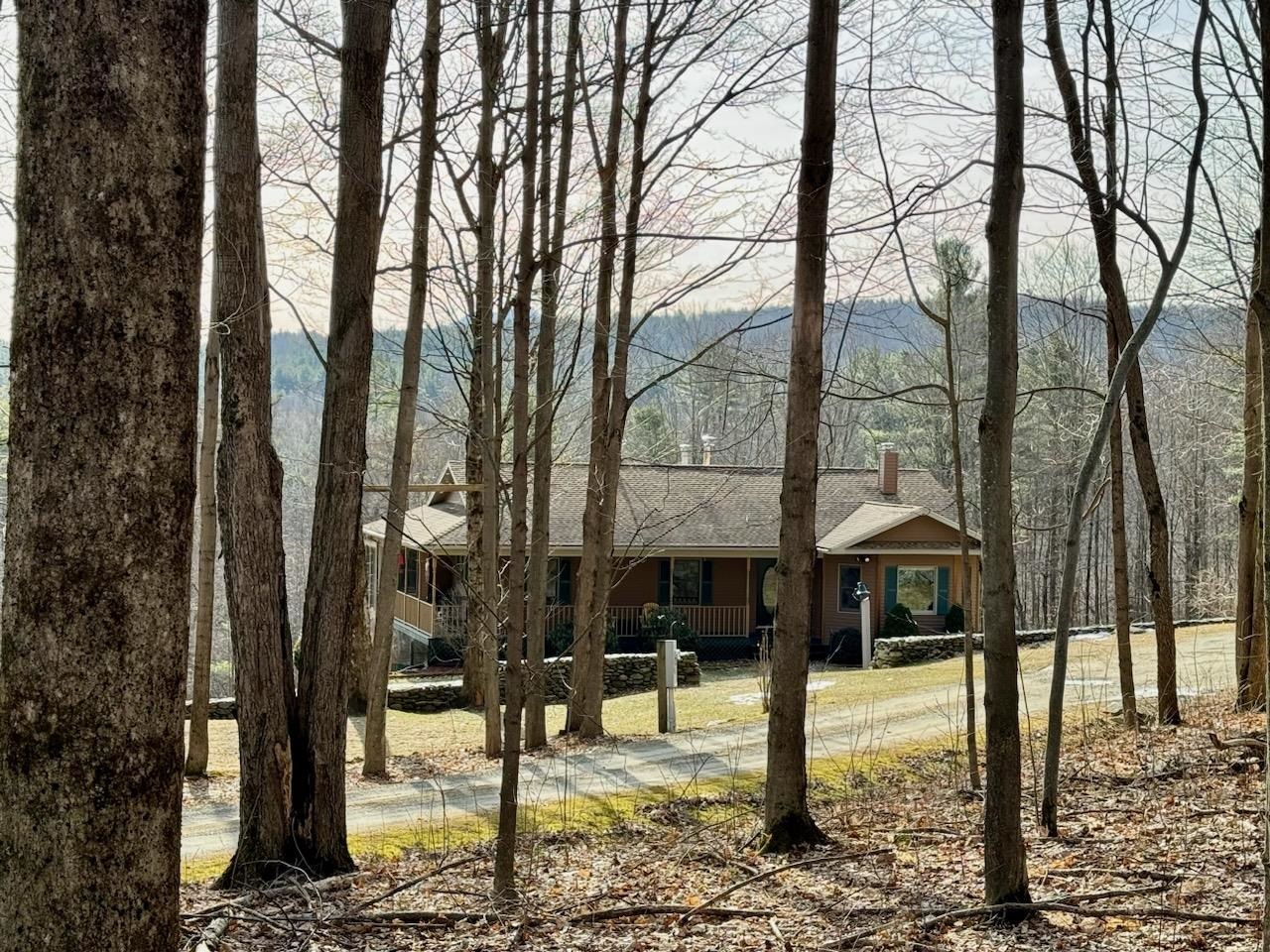 2289 Oak Hill Road Williston, VT 05495 - Photo 1 of 29