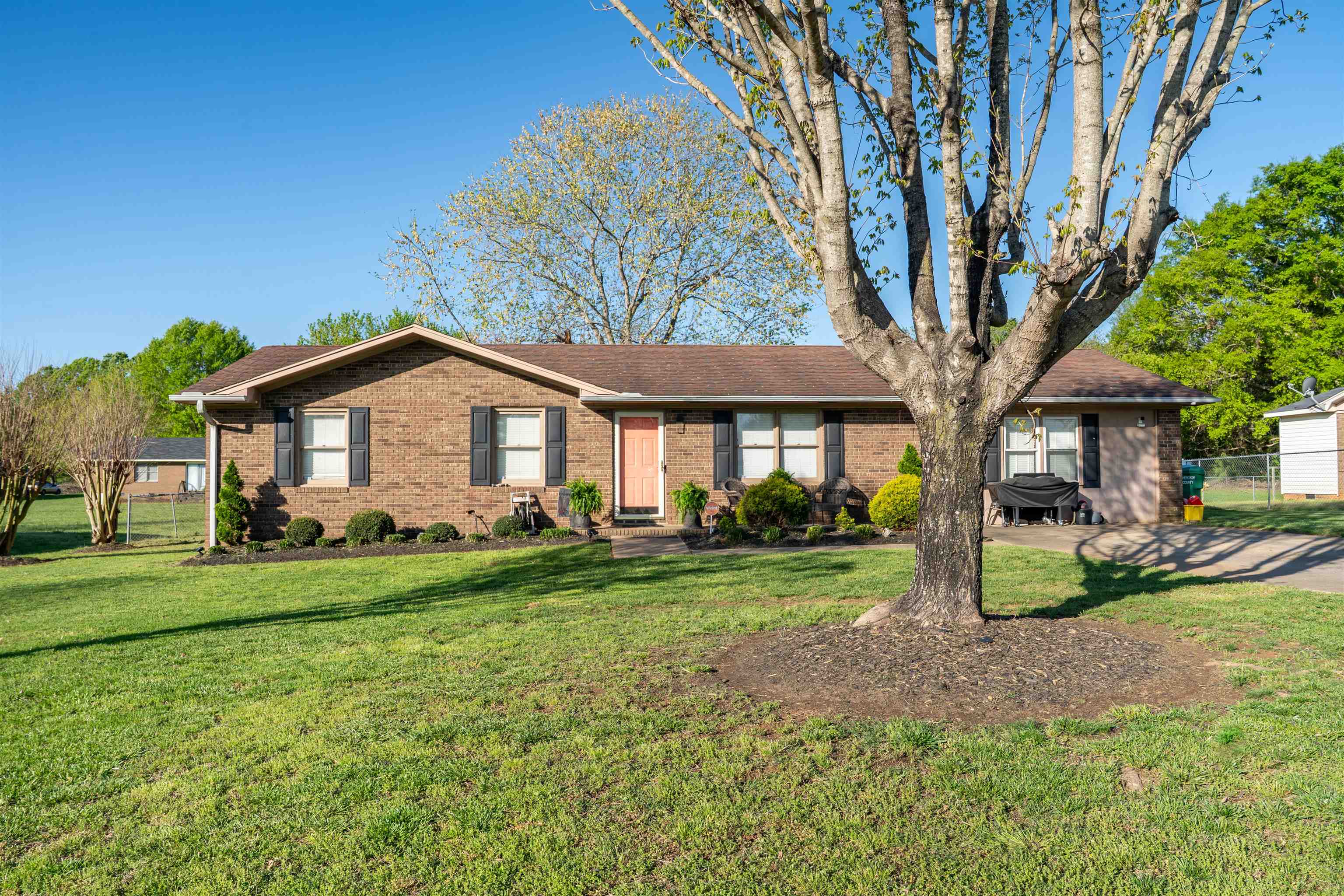 1213 West Rutledge Avenue Gaffney, SC 29341 - Photo 31 of 38 Gallery Image 31