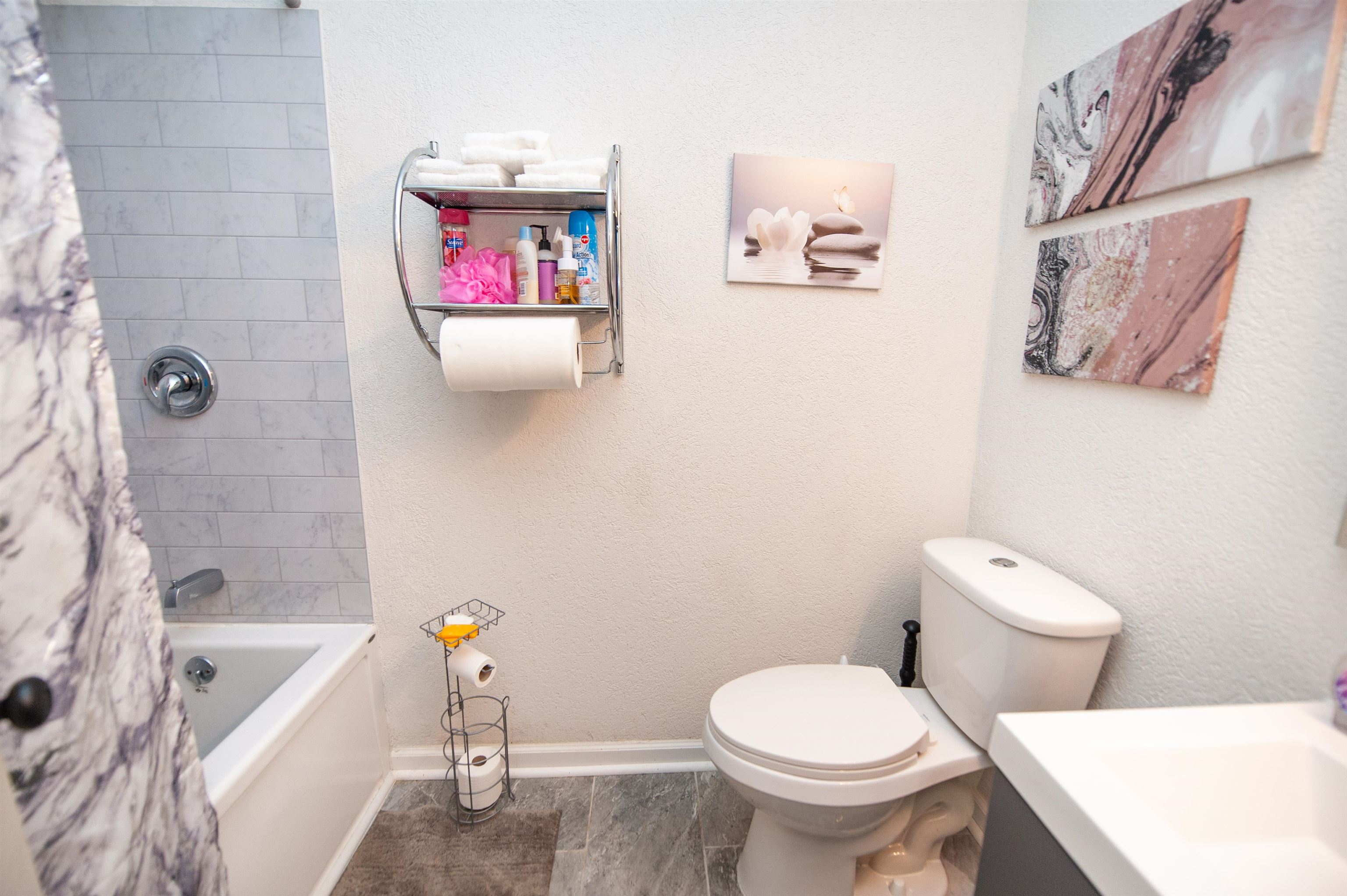 1213 West Rutledge Avenue Gaffney, SC 29341 - Photo 6 of 38 Gallery Image 6