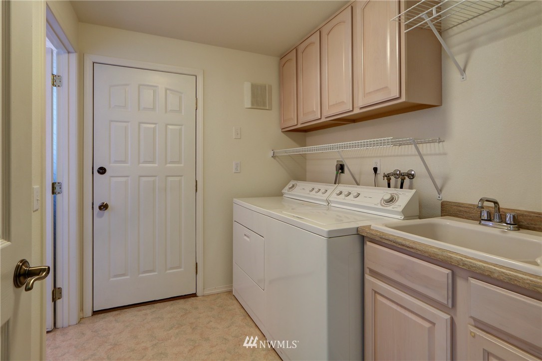 320 Northeast Capstan Rock Road Tahuya, WA 98588 - Photo 15 of 25 Gallery Image 15