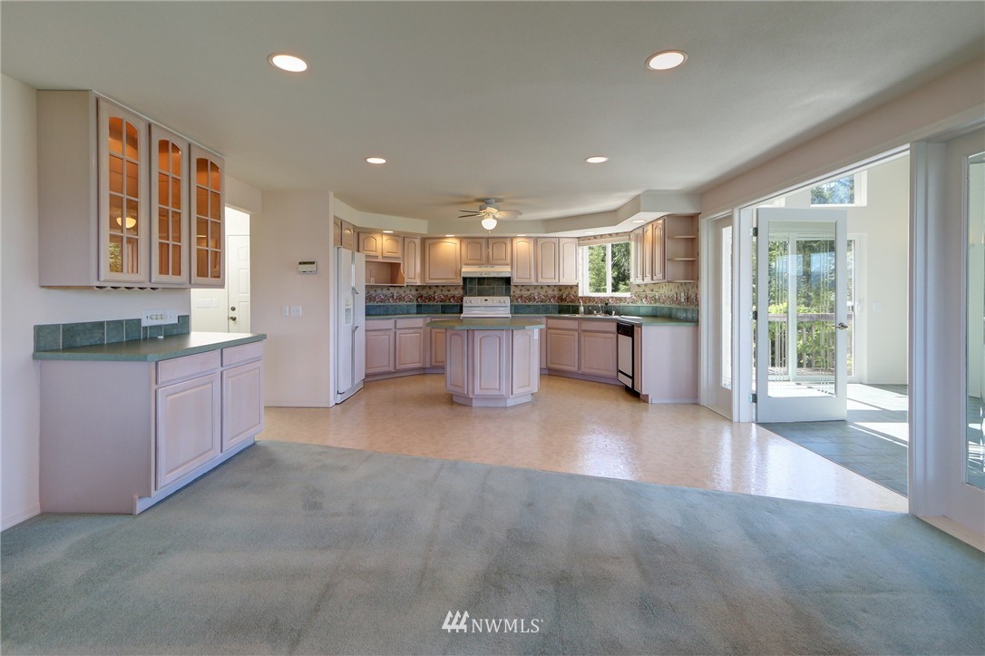320 Northeast Capstan Rock Road Tahuya, WA 98588 - Photo 8 of 25 Gallery Image 8