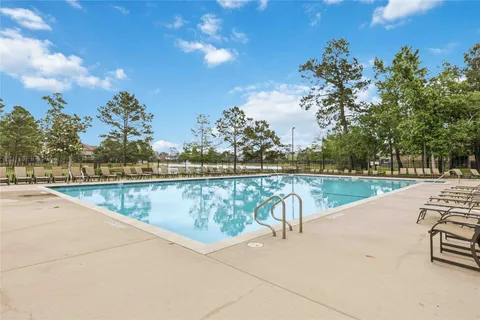 $289,900 | 16622 Lake Prince Lane, Houston, TX 77044