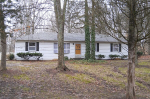 734 Art Gallery Road Bedford, IN 47421 - Photo 1 of 11