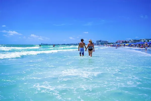 a view of a entertaining space