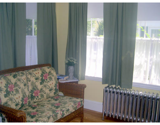49 Larchmont Road Salem, MA 01970 - Photo 5 of 11 Gallery Image 5